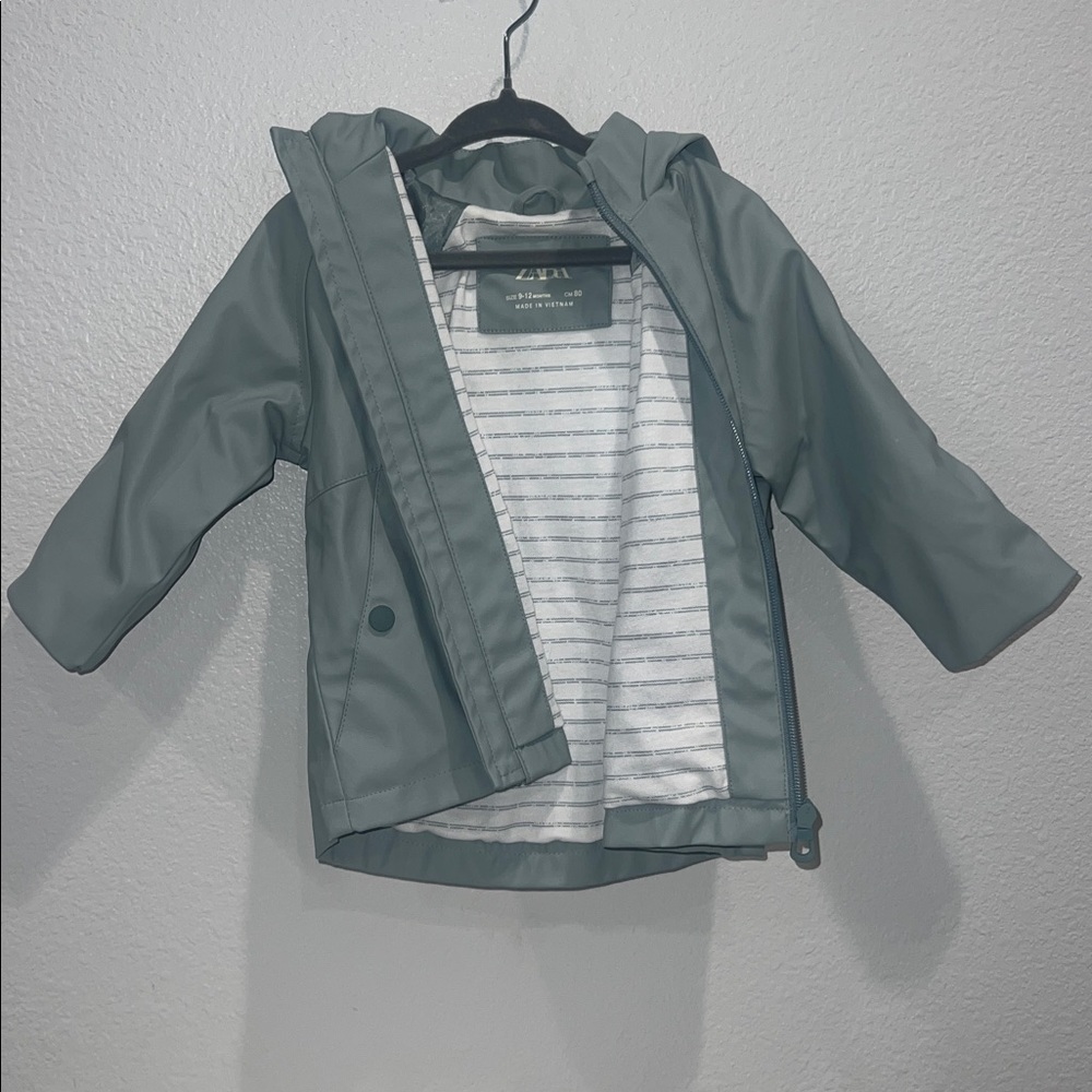 Zara Kids Rain Coat - Picture 2 of 6